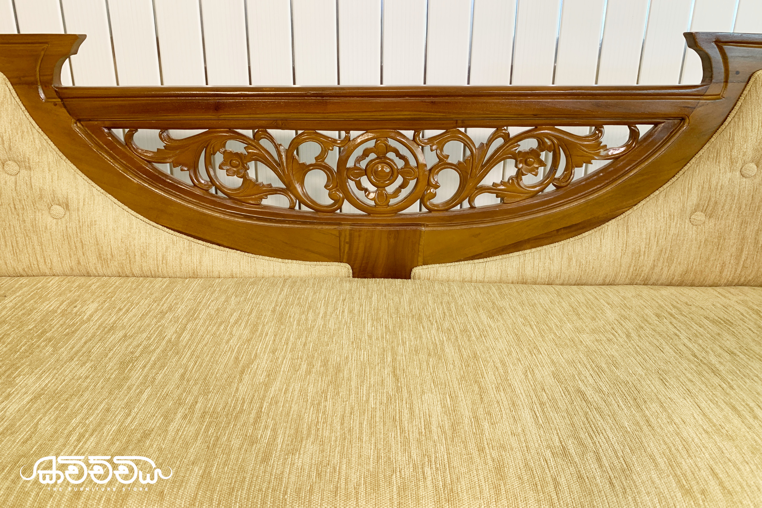 KV4 - Colonial Comfort Kavichchiya Chair
